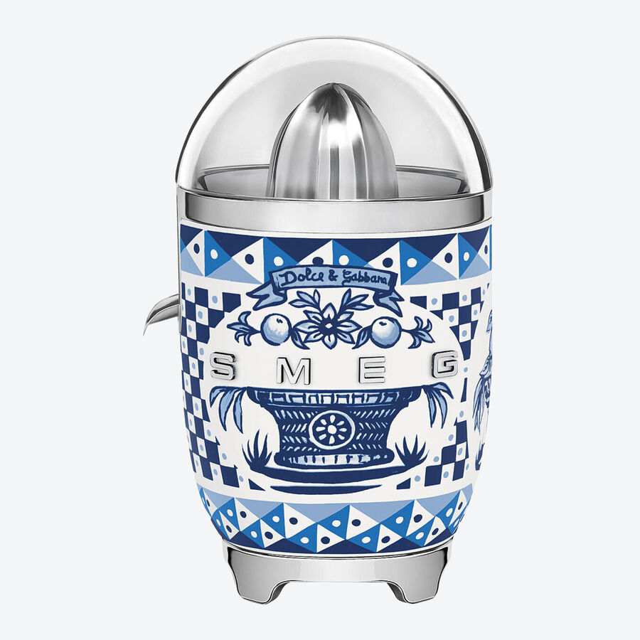 SMEG Zitruspresse: Neueste Technologie im extravaganten Dolce & Gabbana Design Blu Mediterraneo Bild 3