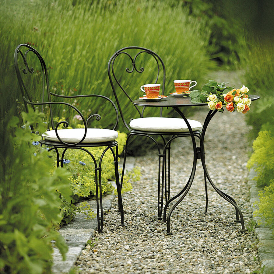 Romantisch verspielter Gartensessel aus massivem Eisen Bild 3