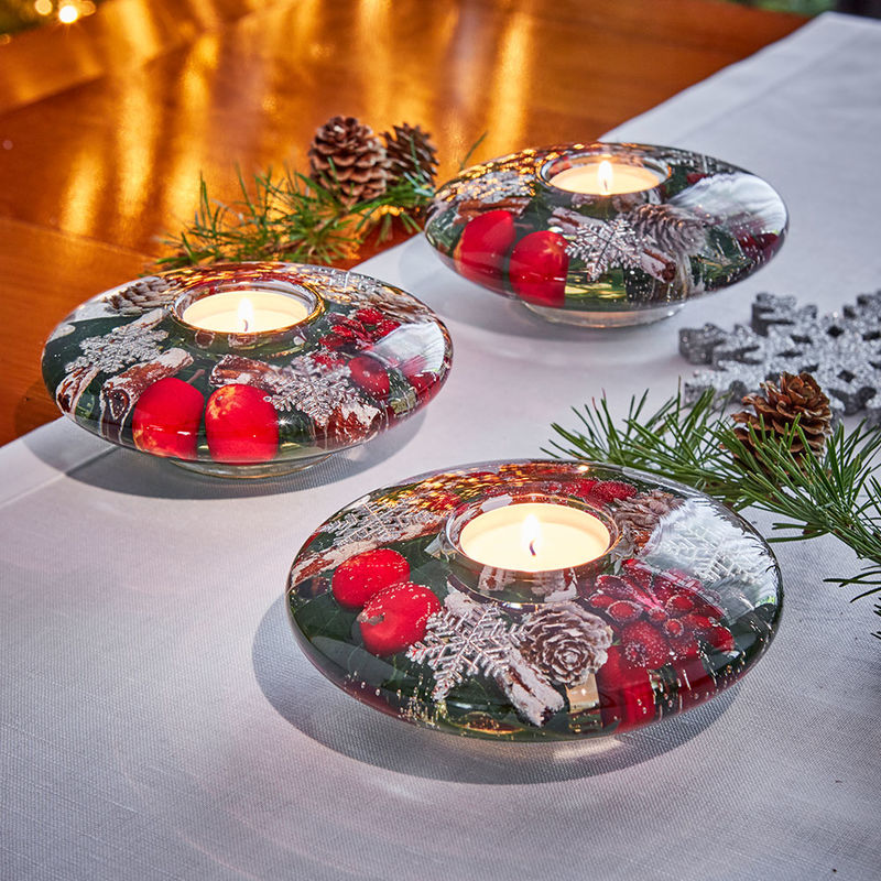Dekorativer, einzigartiger Glas-Kerzenhalter bereitet gemtliche Winter- und Weihnachtsstimmung