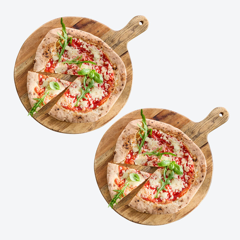 Frisch vorgebackene Pizza aus Neapel, Pizzaboden, Pizza-Teig