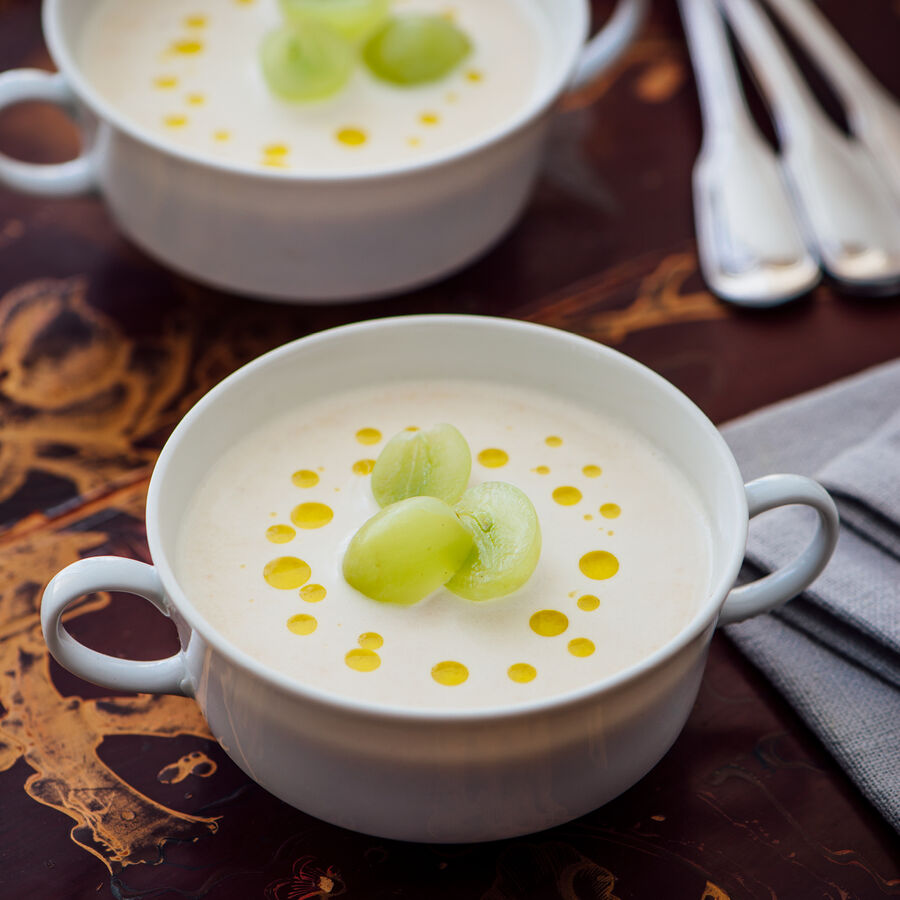 Mandel Gazpacho ajo blanco