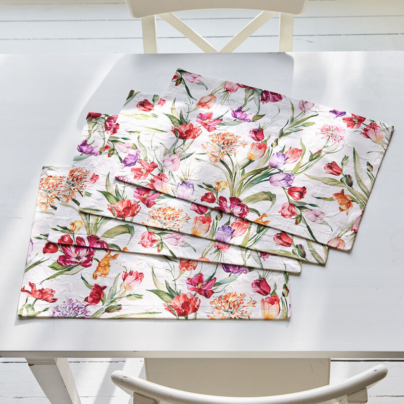 Tischsets: Florale Matelassé-Tischwäsche mit hochwertigem Digitaldruck