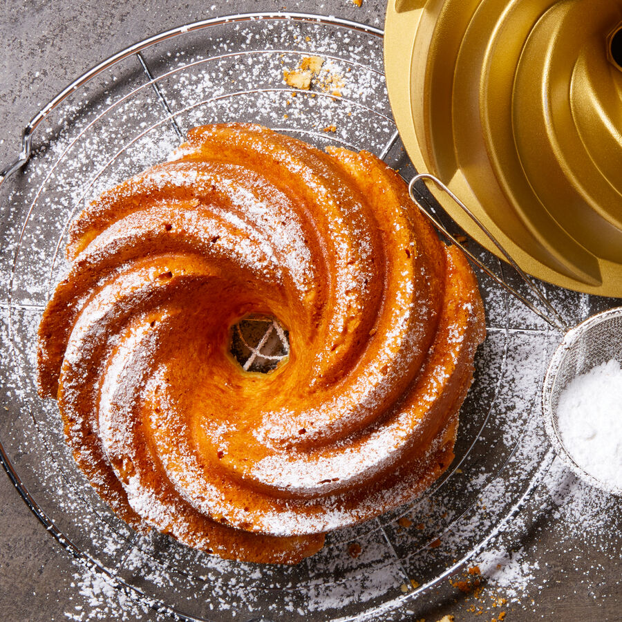Eierlikor Kuchen In Der Spiralbluten Backform Rezept Hagen Grote Osterreich Shop