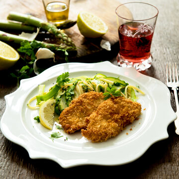 Produktbild für '  Grüne Spargelnudel-Linguine mit Panko Hähnchenbrust-Schnitzel'
