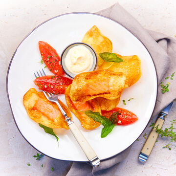 Produktbild für '  fish & chips Deluxe mit Aioli, Ofentomaten, Salbei'