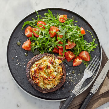 Produktbild fr 'Airfryer-Rezept: Gebackene Riesenchampignons mit Feta & Rucola-Salat'