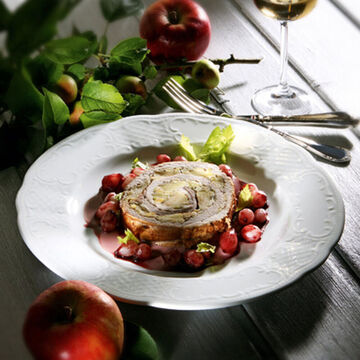 Produktbild für 'Apfel-Schweinebraten mit karamellisierten Perlzwiebeln und Calvados-Sauce'