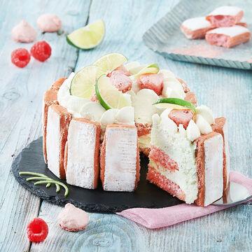 Produktbild für 'Charlotte mit Erdbeeren und Biskuits Roses de Reims'