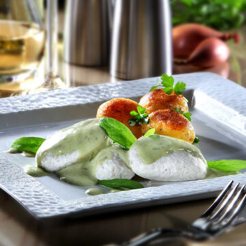 Produktbild für 'Fischklößchen in grüner Estragonsenf-Sauce mit Risolee Kartoffeln'