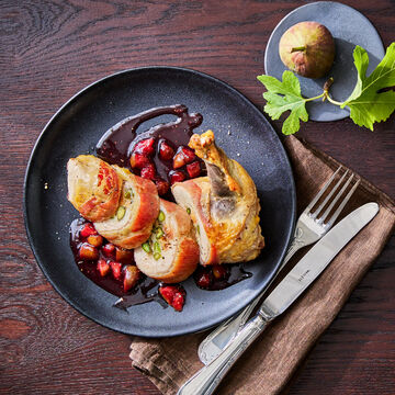 Produktbild f�r 'Gef�llte Perlhuhnbrust in Parmaschinken auf Feigen-Cassis-Ragout'