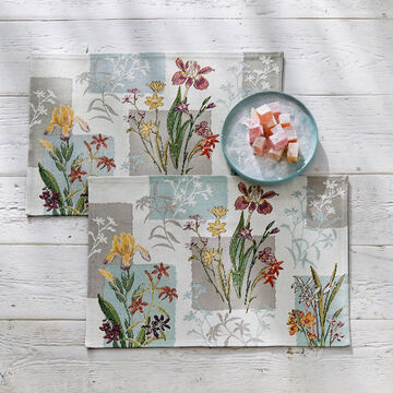 Produktbild für 'Gobelin-Tischsets mit stimmungsvollem Blumenmotiv'