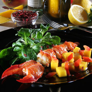 Produktbild für 'Hummer auf Mango-Paprika-Salat mit Aioli'
