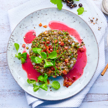 Produktbild für 'Lauwarmer Linsen-Specksalat mit Cassis-Fruchtpüree-Vinaigrette'