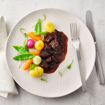 Produktbild für 'Ochsenschwanz-Ragout mit jungem Gemüse'