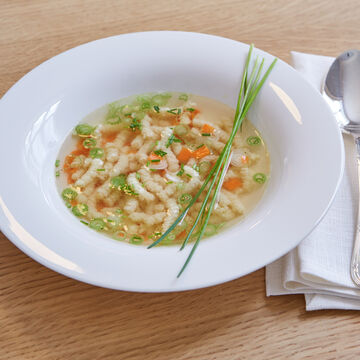Produktbild für 'Passatelli Parmesan-Nudeln in Brühe'