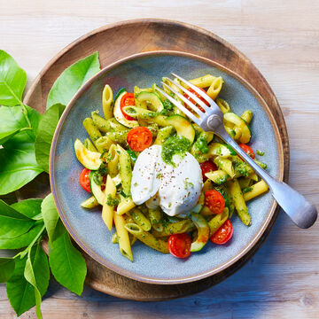 Produktbild für 'Penne Rigate mit Zitronen-Pesto und Burrata'