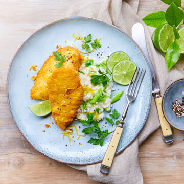 Produktbild für 'Poulardenbrust-Schnitzel in Parmesan-Kruste auf Limetten-Risotto'