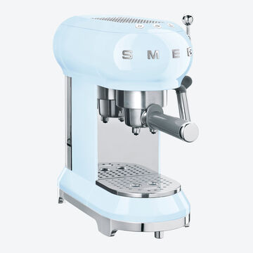 Produktbild für 'SMEG Siebträgermaschine: Italienischer Kaffeegenuss aus gemahlenem Kaffee und Pads'