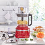 Produktbild für 'Multifunktional & leistungsstark: KitchenAid Food-Processor knetet sogar Teig'