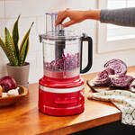 Produktbild für 'Multifunktional & leistungsstark: KitchenAid Food-Processor knetet sogar Teig'