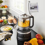 Produktbild für 'Multifunktional & leistungsstark: KitchenAid Food-Processor knetet sogar Teig'