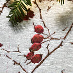Produktbild für 'Harmonische Winter-Tischdecke mit dezentem Glanzeffekt'