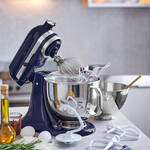 Produktbild für 'Aktion: KitchenAid Artisan Küchenmaschine mit Zubehör'