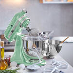 Produktbild für 'Aktion: KitchenAid Artisan Küchenmaschine mit Zubehör'