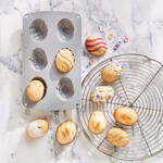 Produktbild fr 'Detailreiche Ostereier-Backform fr kreative Zubereitungen'