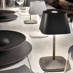 Produktbild fr 'Kleine kabellose Akku Tischlampe LED'