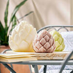 Produktbild fr 'Kerze Artischocke - handgefertigt in Portugal, mineralisches und pflanzliches Wachs, in 2 Gren und 3 Farben'