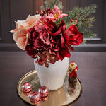 Produktbild für 'Klassischer Winterstrauß mit Amaryllis und Christrose, Blumenstrauß, Blumendekoration'