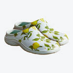 Produktbild für 'Gärtnern mit Stil: Wasserdichte Gartenclogs'