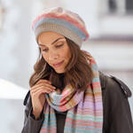 Produktbild fr 'Gestreifte Mtze - weicher Materialmix, sanfte Pastell-Tne'