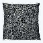 Produktbild für 'Kontrastreiche Paisley-Kissenhülle in Schwarz-Weiß'