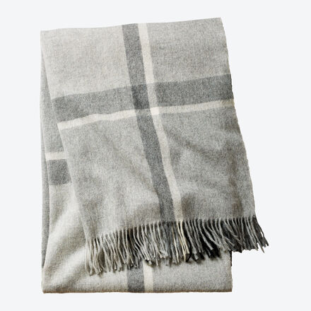 Produktbild f�r 'Edles Plaid aus weichen Baby-Alpaka-Fasern'