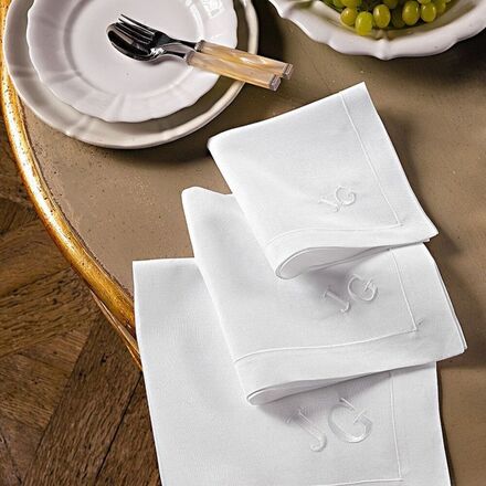 Produktbild für 'Englische Herrenhaus-Servietten aus Halbleinen: Strahlend weiß, schlicht, zeitlos elegant'