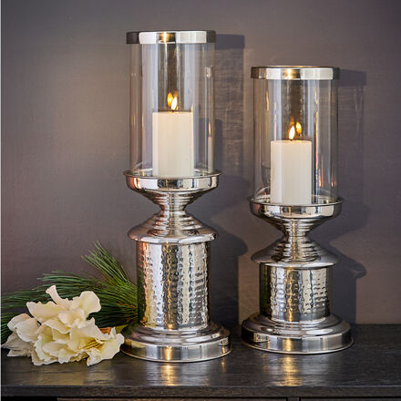 Produktbild fr 'Glas-Windlicht mit silberfarbenen Akzenten, Edelstahl, Glas'