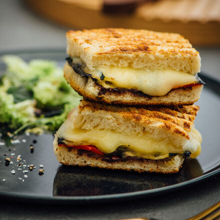 Produktbild für 'Grillgemüse-Pecorino-Schafskäse-Panini'