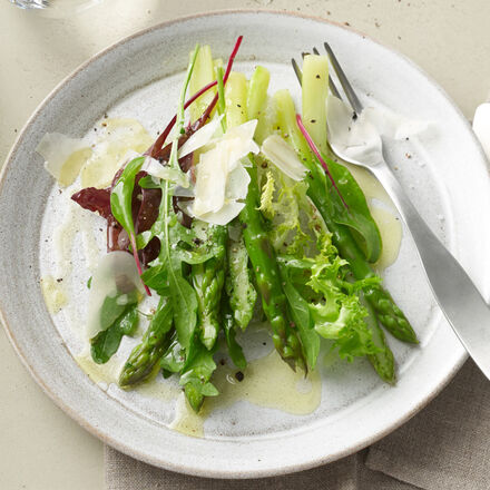 Produktbild für 'Grüner Spargel mit Parmesan'