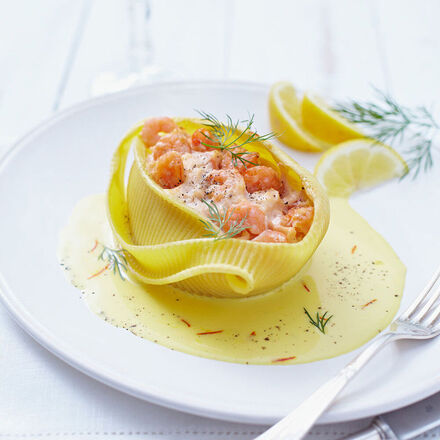 Produktbild für 'Lachs-Garnelen-Mousse in Caccavelle mit Safransauce'