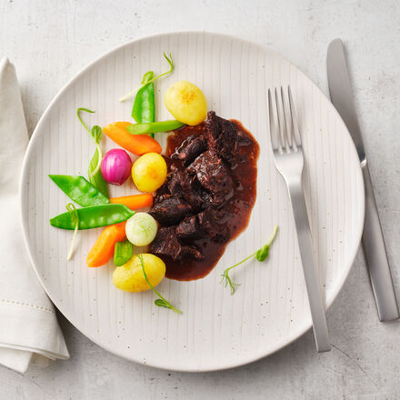 Produktbild für 'Ochsenschwanz-Ragout mit jungem Gemüse'