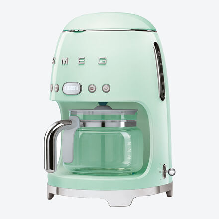 Produktbild für 'SMEG Kaffeemaschine verbindet eleganten Retro-Look mit modernster Technik'