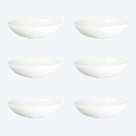 Produktbild für 'Suppenteller: Zeitlos schönes Fine Bone China Geschirr in strahlendem Weiß'
