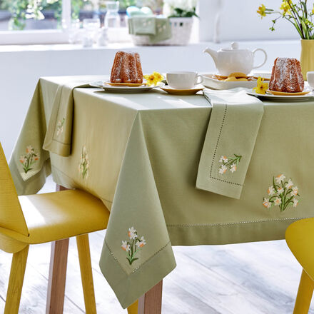 Produktbild für 'Tischdecke: Aufwendig bestickte Narzissen-Tischwäsche bringt den Frühling ins Haus'
