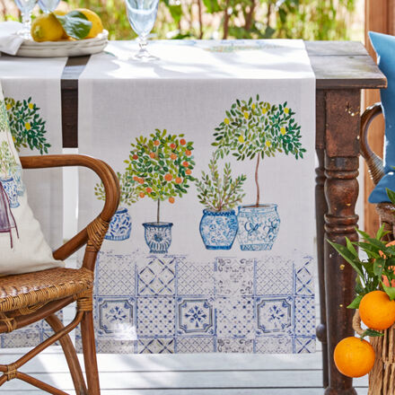 Produktbild für 'Tischläufer mit malerischem Amalfi-Flair'