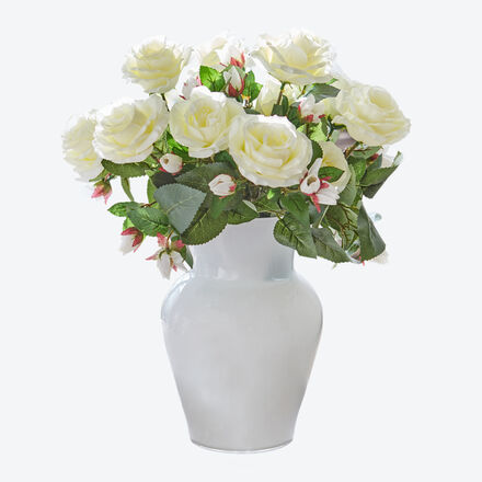 Produktbild für 'Üppiges Rosenbouquet in frischen Farben'